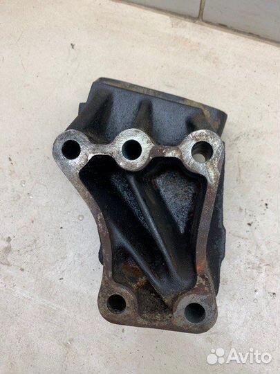 Кронштейн двигателя Rover 75 седан 1.8 18K4F 2000