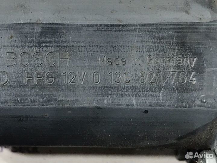 Мотор стеклоподъемника передний левый Volkswagen