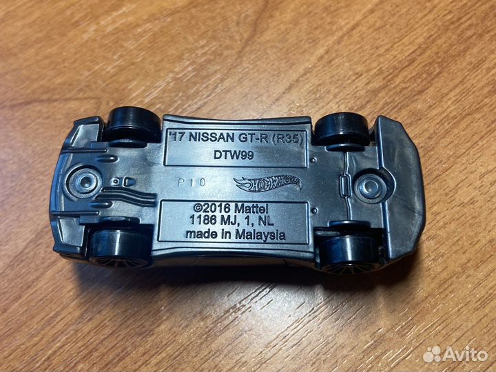 Машинка Hot wheels