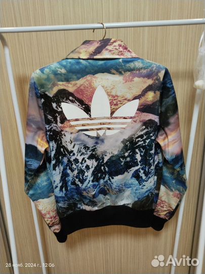 Спортивный костюм adidas женский