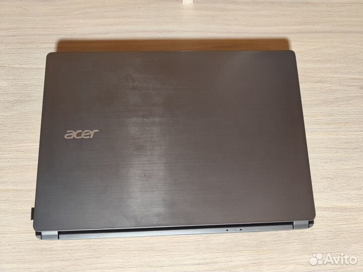 Ноутбук Acer Aspire V7