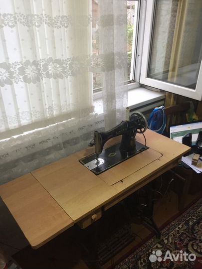 Швейная машина singer