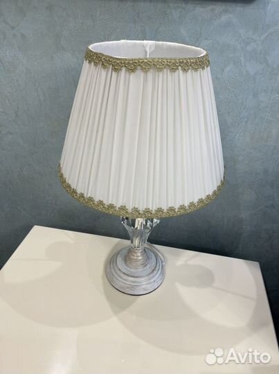 Лампа настольная