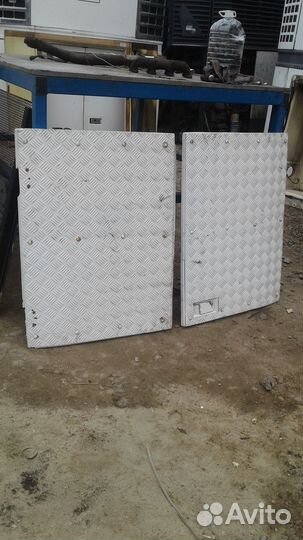 Передние дверки Carrier Maxima 1200 (Thermo King )