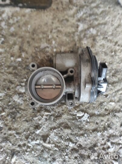 Дроссельная заслонка Ford Focus 2 1.8 qqdb