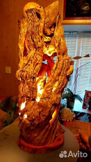 Светильник настольный