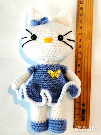Hello Kitty (Хеллоу Китти) мягкая вязаная игрушка