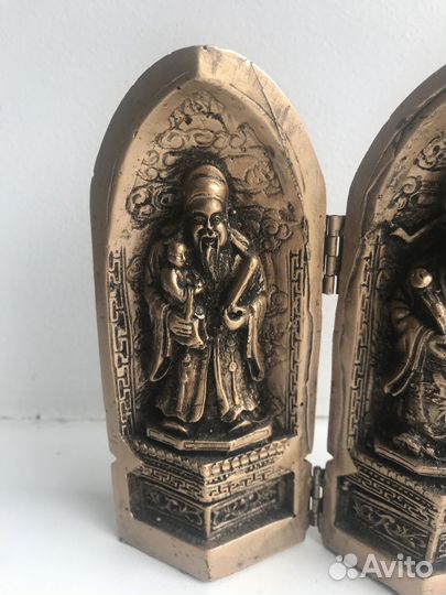 Буддийский открывающийся алтарь «Три божества»