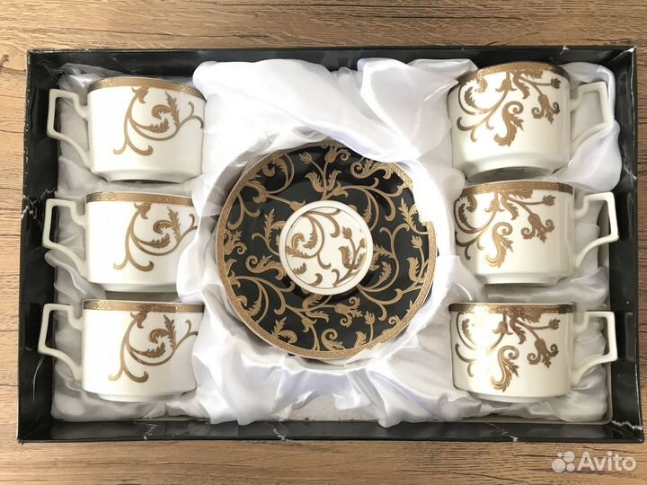 Чайный сервиз на 6 персон