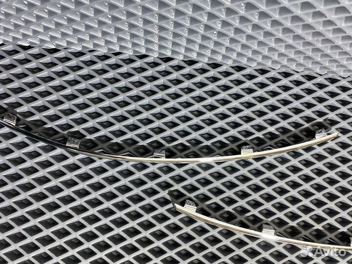 Молдинг бампера Mercedes-Benz E-Class W212