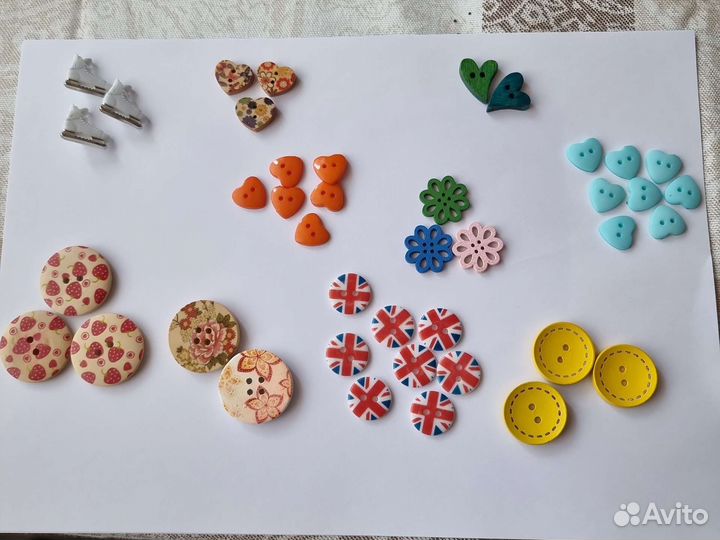 Пуговицы деревянные сердечко конек