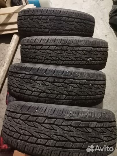 Continental ContiCrossContact LX2 215/60 R17