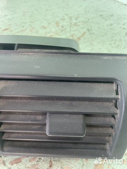 Дефлектор воздуховода mercedes w210