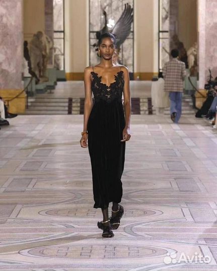 Zimmermann платье наличие