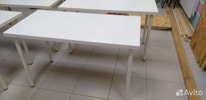 Стол IKEA белый