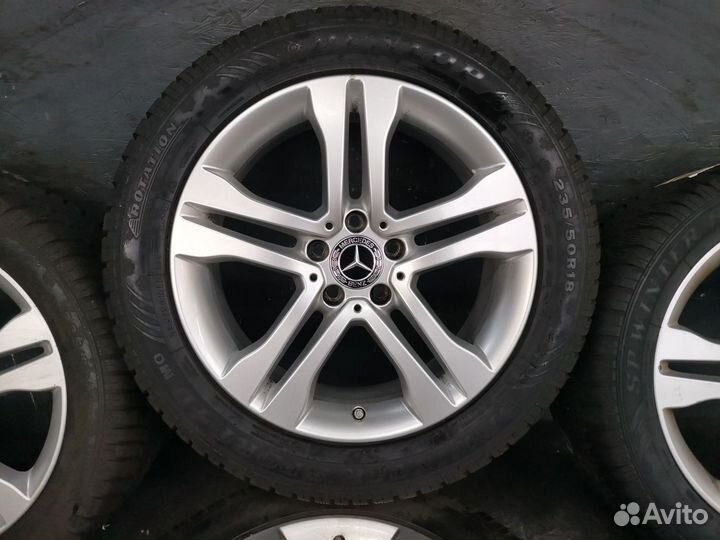 R18 Dunlop SP Winter Sport 4D 235/50, PCD 5x112 DIA 66.6