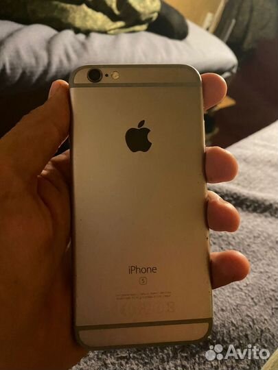 iPhone 6S, 64 ГБ