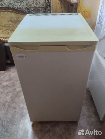 Холодильник маленький