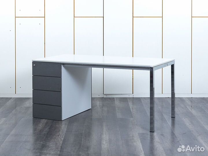 Компьютерный стол с тумбой