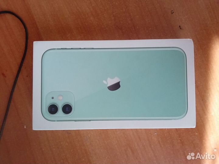 iPhone 11, 64 ГБ