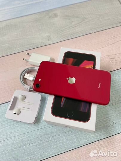 iPhone SE (2020), 64 ГБ