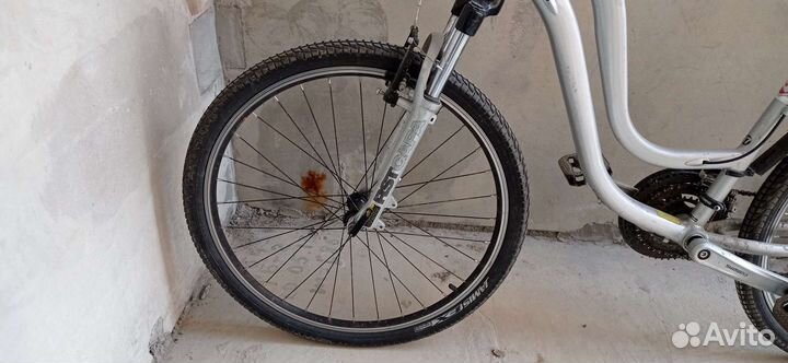 Велосипед прогулочный jamis explorer