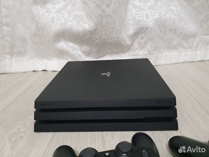 Sony playstation ps4 pro 1тб 7208b