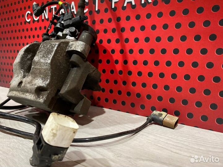 Суппорт задний левый Mercedes-Benz Glc Coupe C253