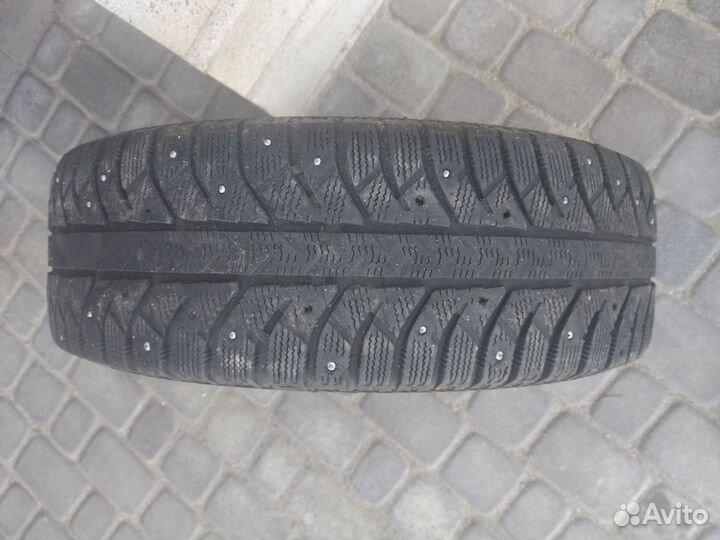 Bridgestone Ice Cruiser 7000S 185/65 R15