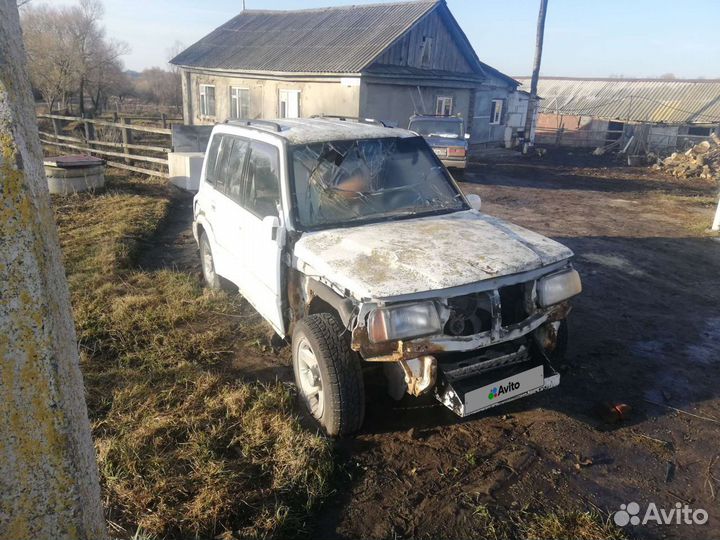 Suzuki Vitara 2.0 МТ, 1995, битый, 200 000 км