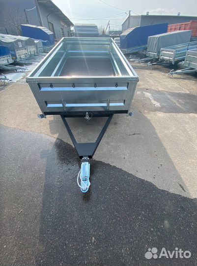 Прицеп легковой