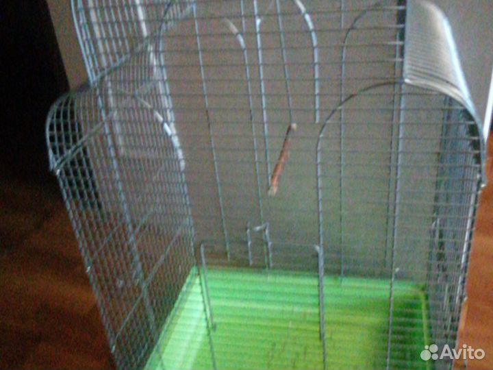 Клетка для крупного попугая
