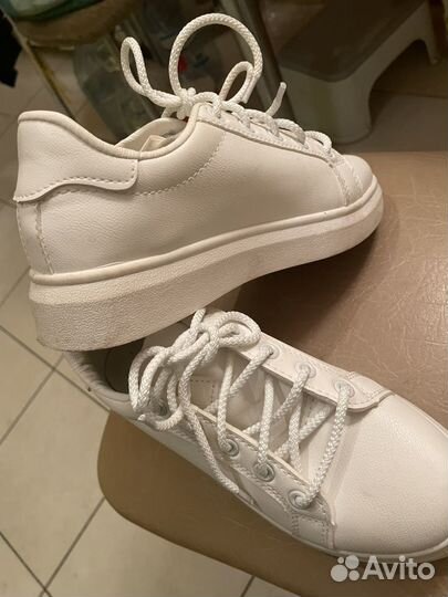 Кроссовки унисекс 36