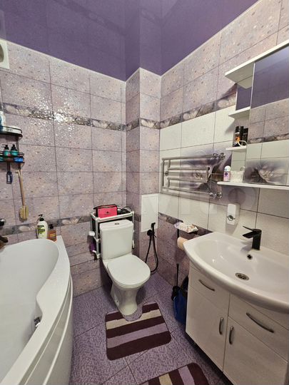 2-к. квартира, 54 м², 9/15 эт.