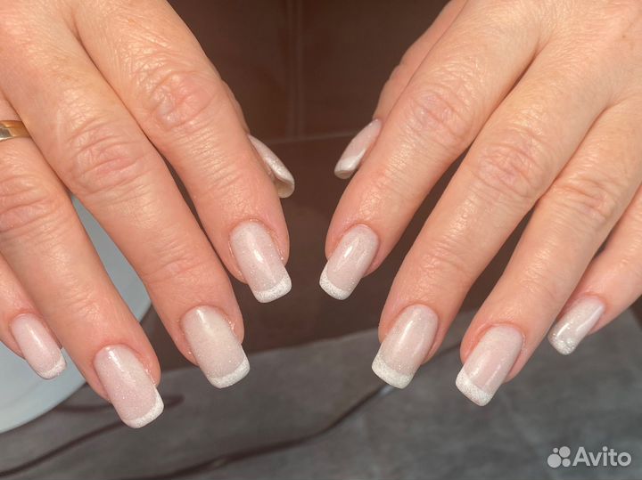 Модель на маникюр и педикюр
