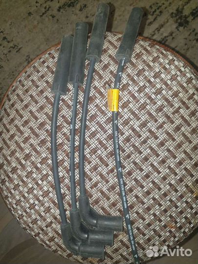 Высовольтные провода