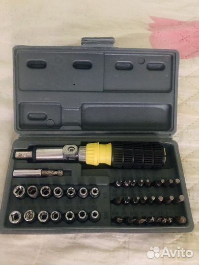 Универсальная отвертка для авто