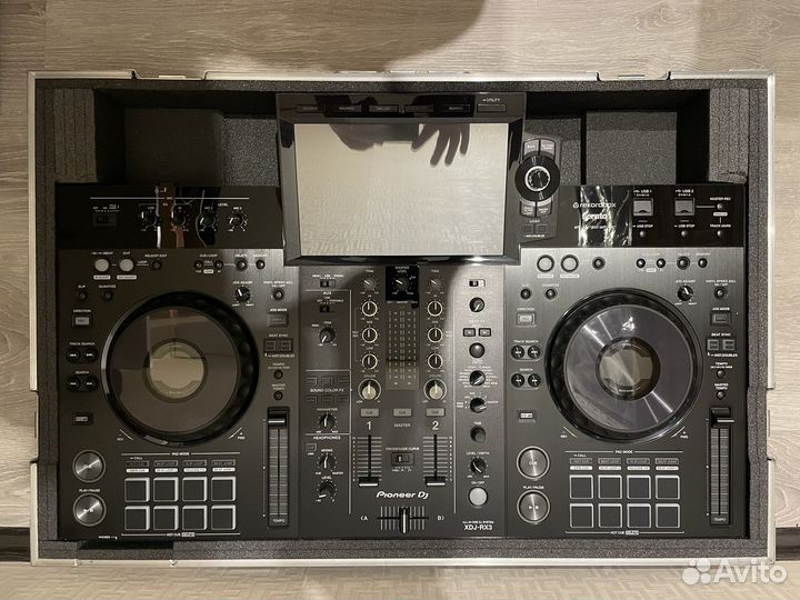 DJ-станция Pioneer XDJ-RX3