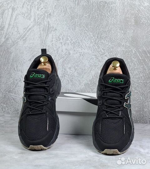 Кроссовки мужские asics