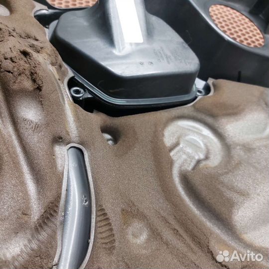 Деккоративная крышка двигателя BMW x1 e84 n20