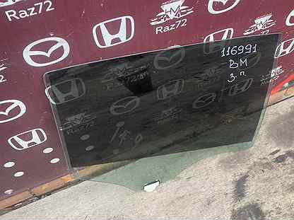 Стекло двери задней правой Mazda 3 BM