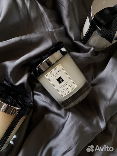 Свеча Ароматная Для Дома Honeysuckle & Davana