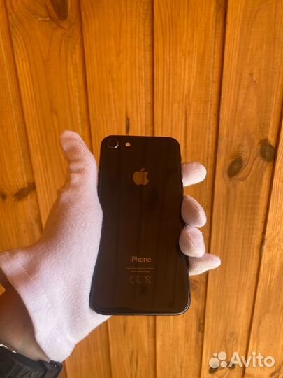 iPhone 8, 64 ГБ