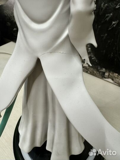 Ulquiorra cifer статуя