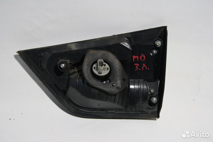 Фонарь задний левый внутренний Mitsubishi Outlande