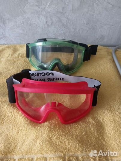 Защитные очки