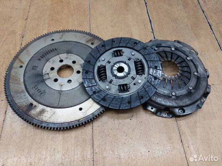 Комплект сцепления Opel Meriva A Z14XEP 2008