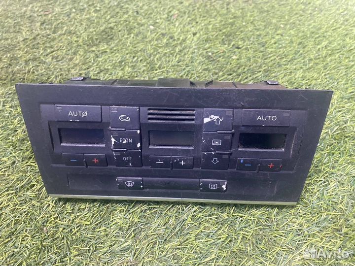 Блок управления климатической установкой Audi A4