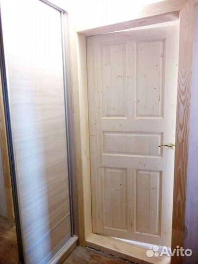Дверь массив