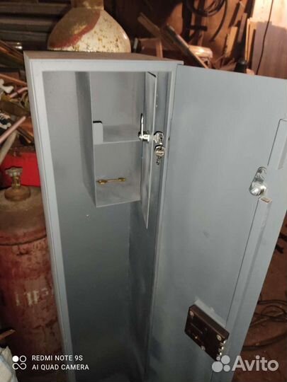 Оружейный сейф